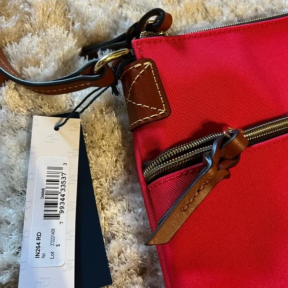 NWT Dooney & Bourke Red Nylon Crossbody Bag REASONABLE OFFERS - Picture 3 of 4